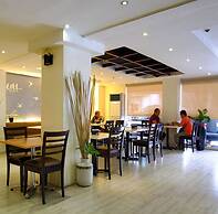 Fersal Hotel Neptune Makati