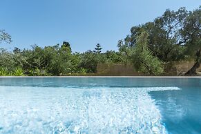 Lazaros Hotel Resort