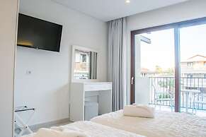 Lazaros Hotel Resort