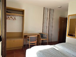 Alfheimar Hotel