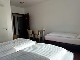 Alfheimar Hotel