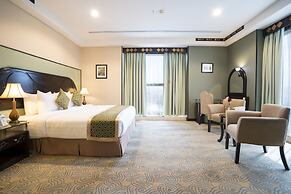 Awaliv Hotel
