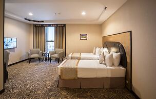 Awaliv Hotel