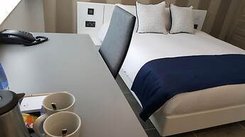 Pebbles Boutique Aparthotel