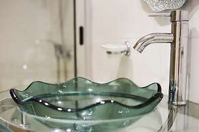 Pebbles Boutique Aparthotel