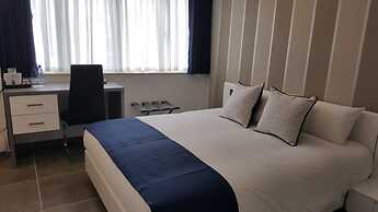 Pebbles Boutique Aparthotel