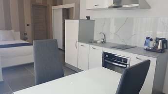 Pebbles Boutique Aparthotel