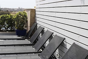 Pebbles Boutique Aparthotel