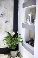 Pebbles Boutique Aparthotel