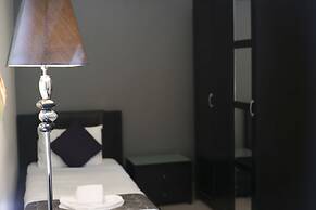 Pebbles Boutique Aparthotel