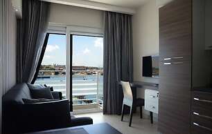 Pebbles Boutique Aparthotel