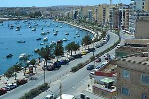 Pebbles Boutique Aparthotel