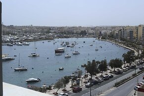 Pebbles Boutique Aparthotel