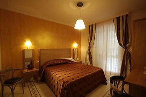 Palace Hotel Una Nuova Strada