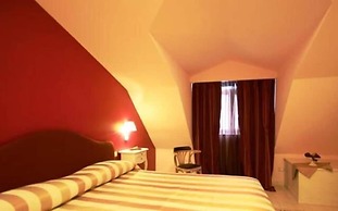 Palace Hotel Una Nuova Strada