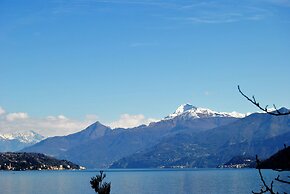 Sosta Sul Lago