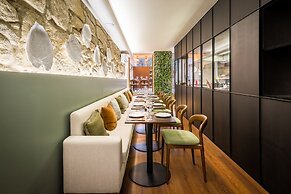 Gallery Townhouse & Home