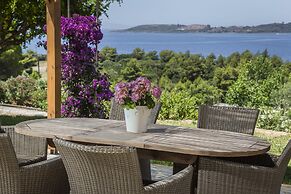 Panorama Fanari Studios & Apartments