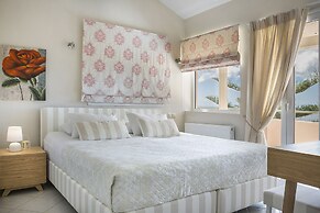 Panorama Fanari Studios & Apartments