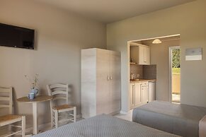 Panorama Fanari Studios & Apartments