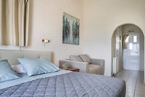 Panorama Fanari Studios & Apartments