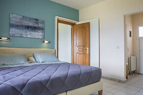 Panorama Fanari Studios & Apartments