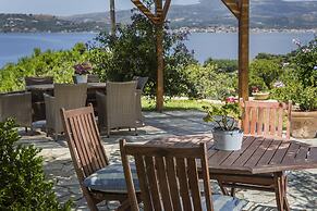 Panorama Fanari Studios & Apartments