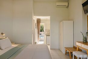 Panorama Fanari Studios & Apartments