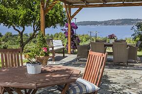 Panorama Fanari Studios & Apartments