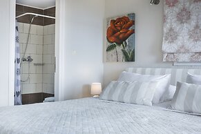 Panorama Fanari Studios & Apartments