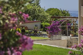 Panorama Fanari Studios & Apartments