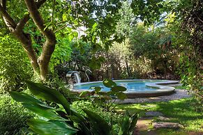 Casa Vela Boutique House