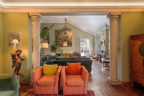 Casa Vela Boutique House