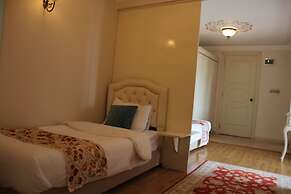 Istanbul Garden Suite