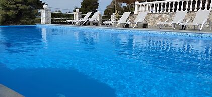 Oskars Studios & Apartments