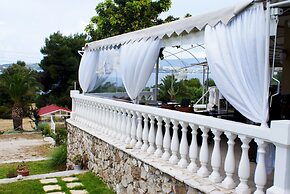 Oskars Studios & Apartments