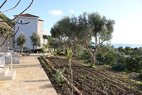 Oskars Studios & Apartments