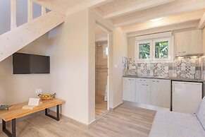 Oskars Studios & Apartments