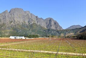 Holden Manz Country House