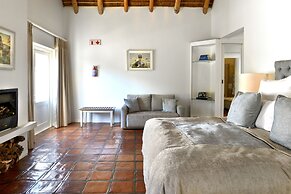 Holden Manz Country House