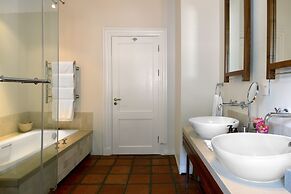 Holden Manz Country House