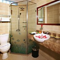 Hanoi House Hostel & Travel