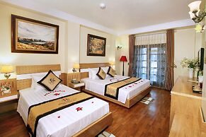 Hanoi House Hostel & Travel