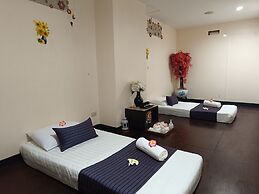 Bangkok Inter Place Hotel