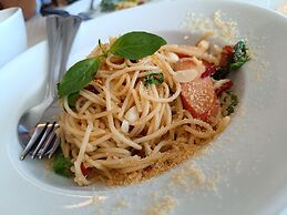 Bangkok Inter Place Hotel