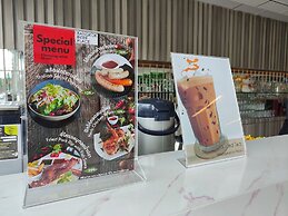 Bangkok Inter Place Hotel