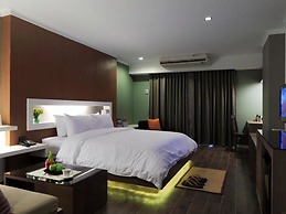 Bangkok Inter Place Hotel
