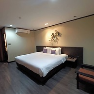 Bangkok Inter Place Hotel