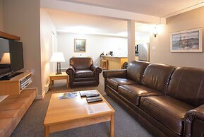 Panorama Vacation Retreat at Horsethief Lodge