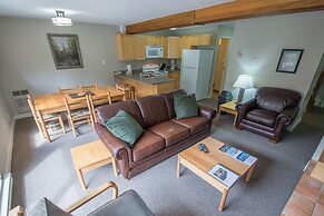 Panorama Vacation Retreat at Horsethief Lodge